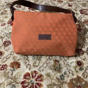 Dooney & Bourke